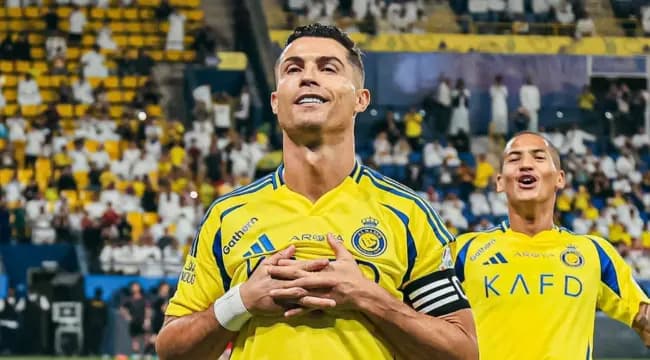 Ronaldo Performs IShowSpeed Viking Clap Celebration After Al Nassr Victory